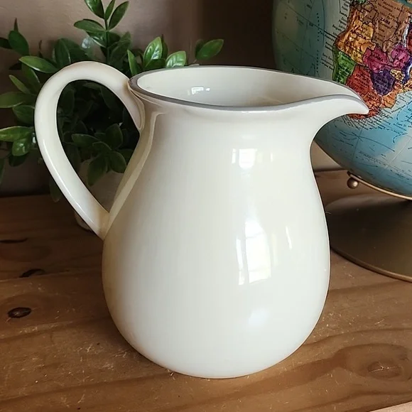 Ceramic Pitcher Cottage Life - Picture 3 of 9